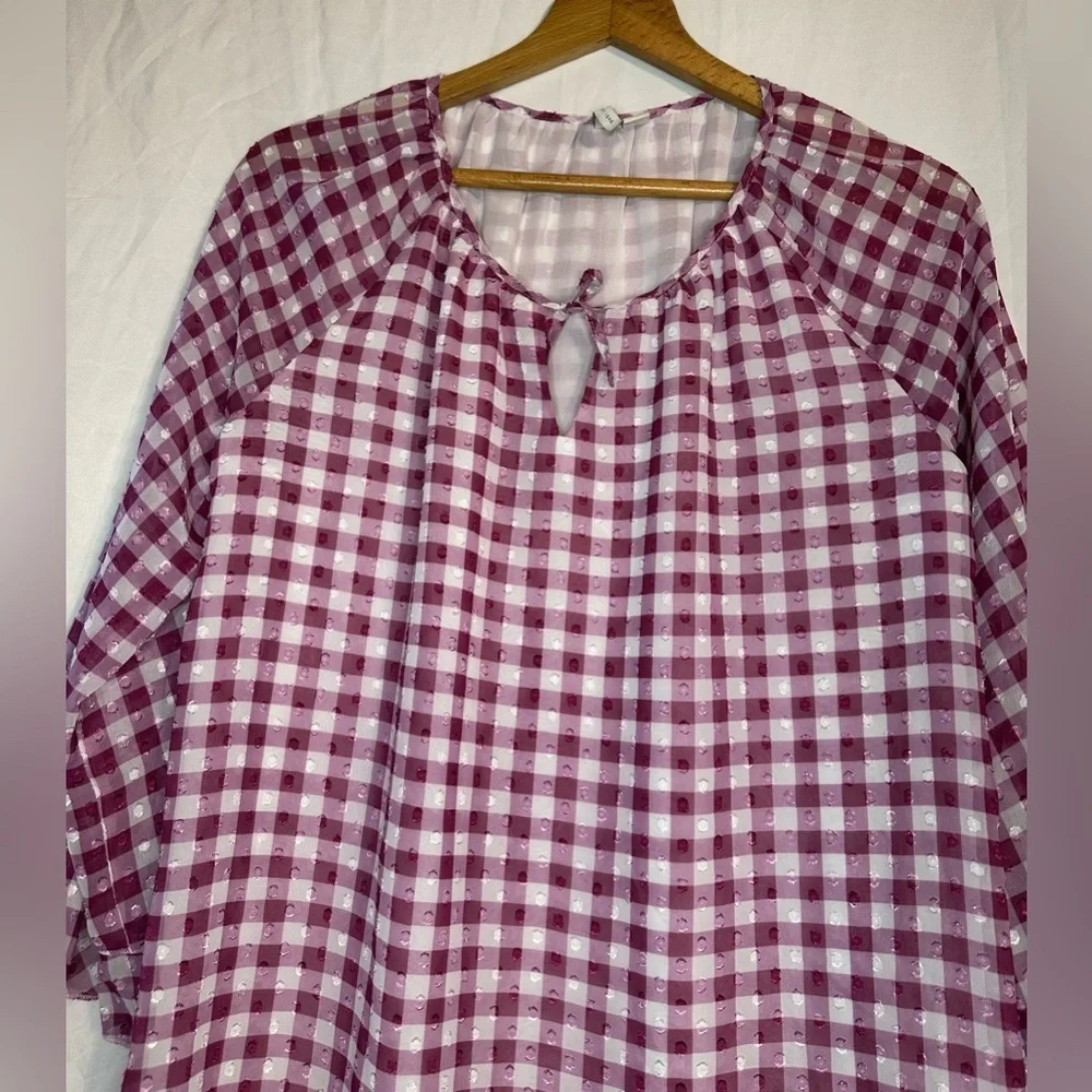 Cato Women’s Checkered Red and White Blouse with Key Hole Cut Out Size Large